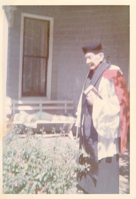 Canon E. M. Malone at the opening of St. Peter's Christian Education centre photograph